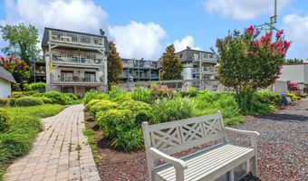 301 BURNSIDE St C 202, Annapolis, MD 21403