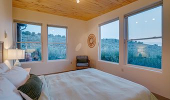 169 Coyote Loop, Arroyo Hondo, NM 87513