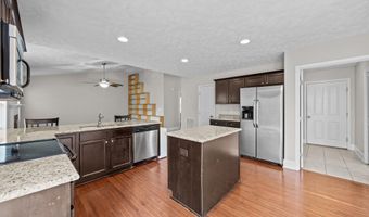 123 Lightwater Dr, Aberdeen, NC 28315