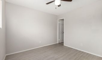 1985 S Plaza Dr, Apache Junction, AZ 85120