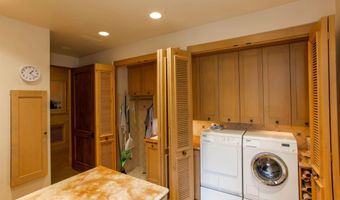 7206 Aviara Dr, Carlsbad, CA 92011