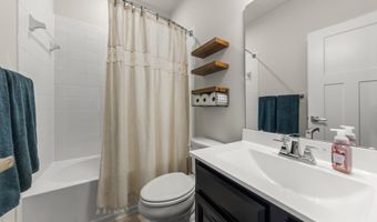 103 BURKWOOD Ter, Lake Frederick, VA 22630