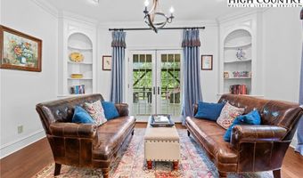527 Red Tailed Hawk Rd, Banner Elk, NC 28604