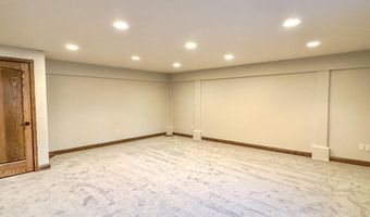 2410 Quail Run Blvd, Aberdeen, SD 57401