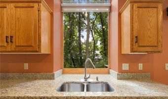 12068 Gantry Ln, Apple Valley, MN 55124