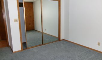 104 E 22nd St, Atlantic, IA 50022