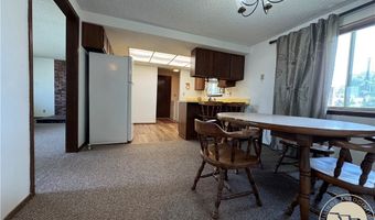 915 E 2nd Ave, Big Timber, MT 59011