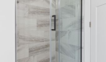 2004 Green Acres Dr, Adrian, MI 49221