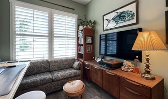194 11th St, Apalachicola, FL 32320