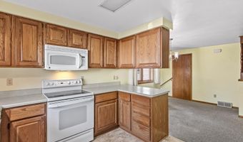 118 Main St, Arlington, WI 53911