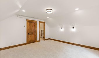 285 SPRUCE St, Alpine, WY 83128