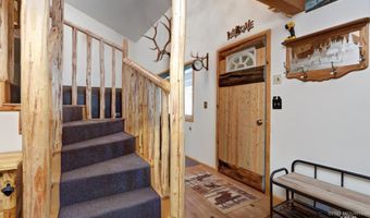 351 Estate Dr, Cascade, ID 83611