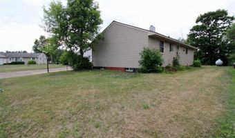 24 Fern Ct, Babbitt, MN 55706