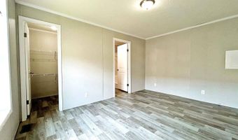 7055 Quarry Rd 54, Amherst, OH 44001
