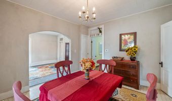 311 4Th St E, Riverside, IA 52327