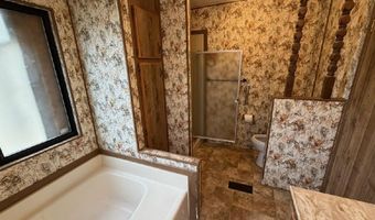 17705 Coyote Ln, Anderson, CA 96007