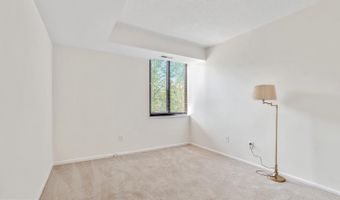 7401 WESTLAKE Ter #215, Bethesda, MD 20817