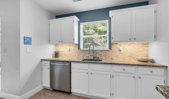 16 Shelli Ter, Barnegat, NJ 08005