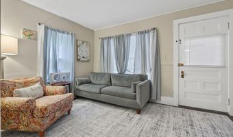 748 Riverside Dr, Augusta, ME 04330