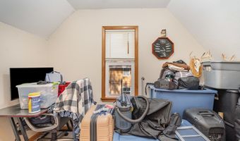 535 Hayes Ave, Alma, MI 48801