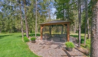 200 DANCING LIGHTS Ln, Athol, ID 83801