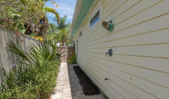 1420 E COAST Dr, Atlantic Beach, FL 32233