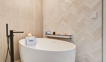 11251 La Madre Ridge Dr, Las Vegas, NV 89135