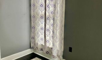 114 E 4th St, Augusta, KY 41002