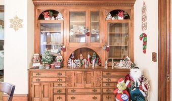 195 Main St, Belfast, ME 04915