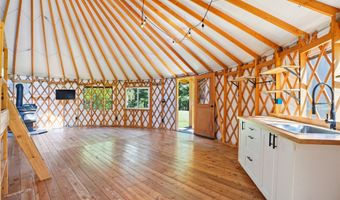 24124 S JEAN Way, Beavercreek, OR 97004