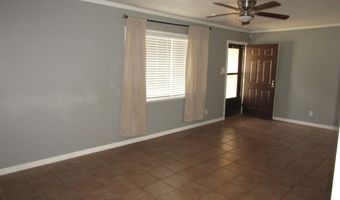 907 W Sears Ave, Artesia, NM 88210