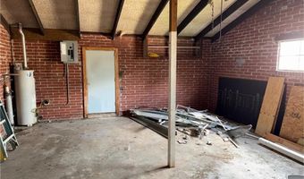 1104 C St, Barling, AR 72923