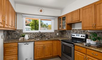 6225 SW MAD HATTER Ln, Beaverton, OR 97008
