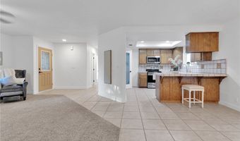 12490 Palomino Ln, Apple Valley, CA 92308