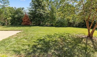 602 Rue Montand Dr, Ballwin, MO 63011