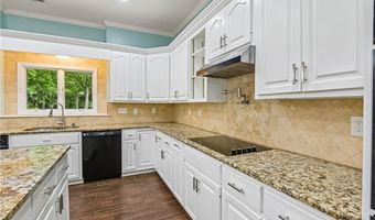 2077 Coolidge Way NW, Acworth, GA 30101