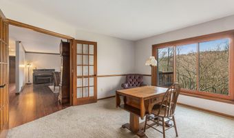 10159 E Rivershore Dr SE, Alto, MI 49302
