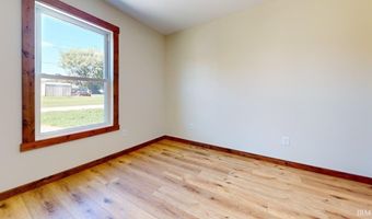 120 N Murlin St, Bicknell, IN 47512