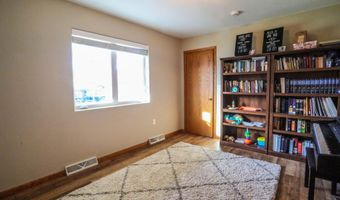1524 N Harrison St, Aberdeen, SD 57401