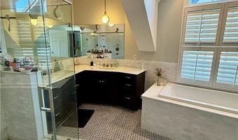1000 Chapel View Blvd 311, Cranston, RI 02920