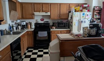 241 FLINT HILL Rd, Alburtis, PA 18011