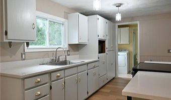 8684 Cunningham Sarles Rd, Borden, IN 47106