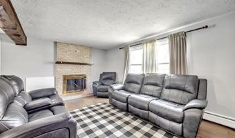 14 Greenville St, Billerica, MA 01821