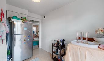 2114 SUITLAND Ter SE 301, Washington, DC 20020