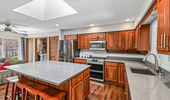 815 S Salem Ave, Arlington Heights, IL 60005
