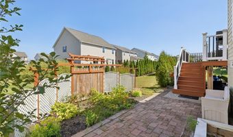818 Hilliary Ln, Aurora, OH 44202