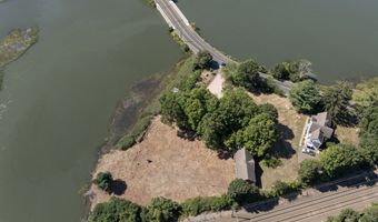 25 S Montowese St, Branford, CT 06405