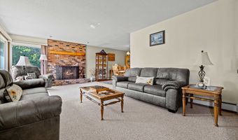 2 Marion Ln, Canterbury, CT 06331
