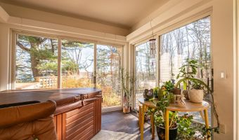 71 Bay View Dr, Bar Harbor, ME 04609