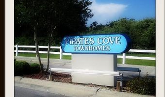 33 Pirates Cove Dr, Swansboro, NC 28584